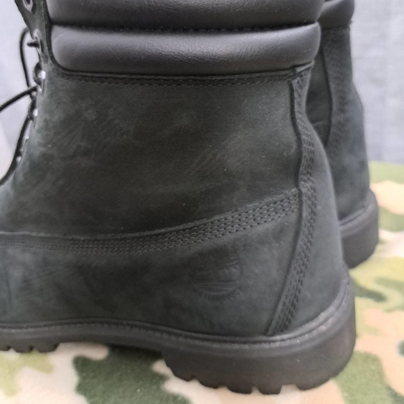 %Timberland Men\'s Boots Size 13M Black Nubuck Leather / D11